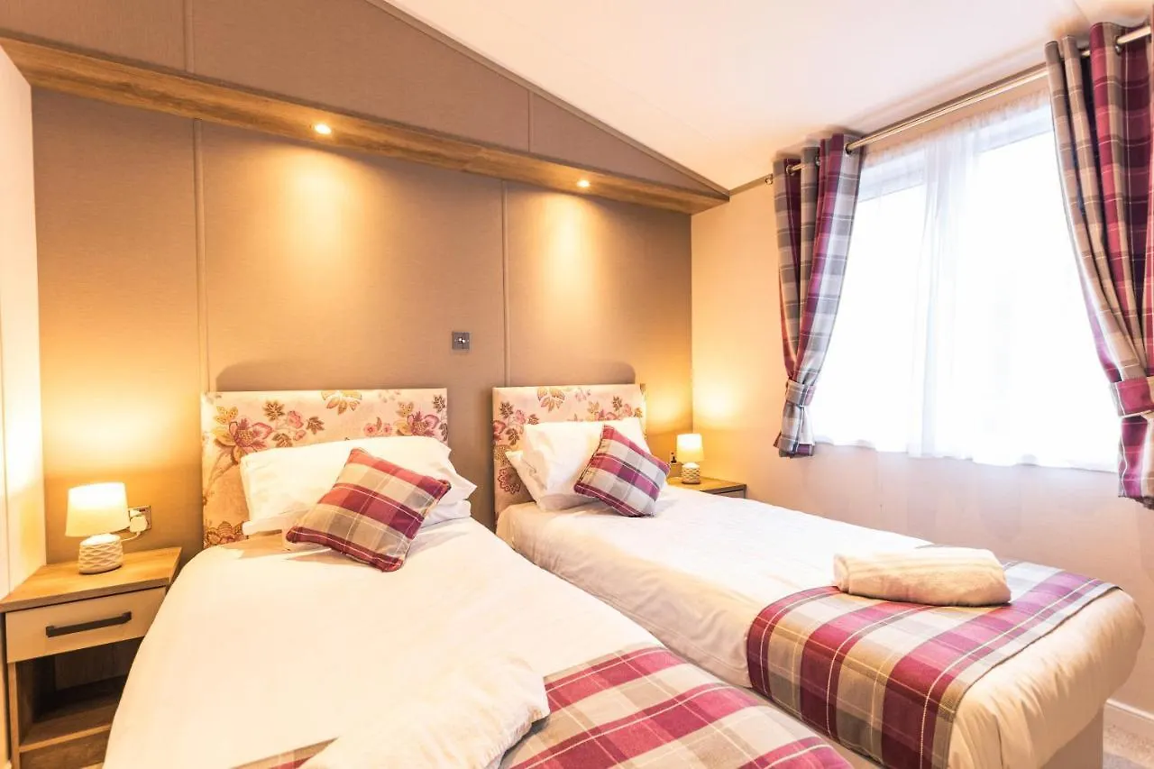 Bella Rose Lodge With Hot Tub Malton 0*,  United Kingdom